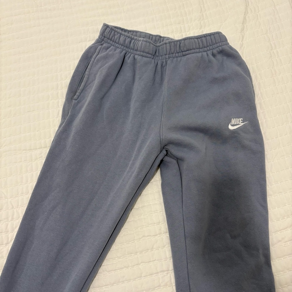 Nike Men's Gray Sweatpants